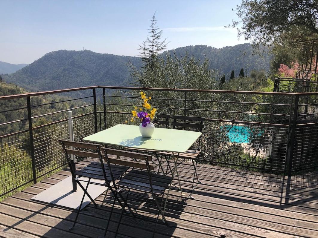 Vila Les Figaires L'Escarene Exteriér fotografie