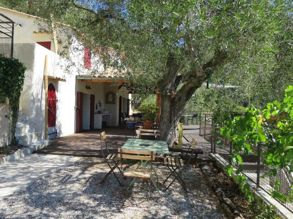 Vila Les Figaires L'Escarene Exteriér fotografie